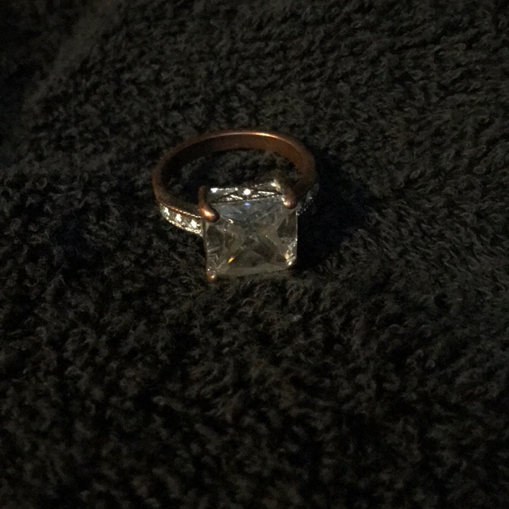 Rhinestone ring